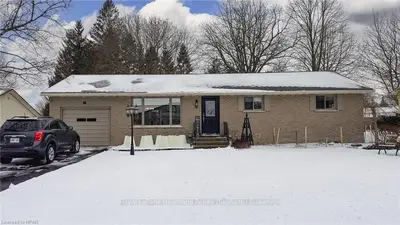 81 CHALK Street N, Huron East, ON N0K 1W0