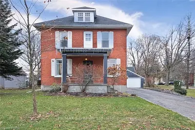 21 MANNING Avenue, Stratford, ON N5A 5N1