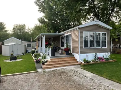 77719 BLUEWATER HWY. 40N PORTSIDE Drive, Bluewater, ON N0M 1G0