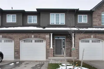 350 OLOANE Avenue 15, Stratford, ON N5A 0J2