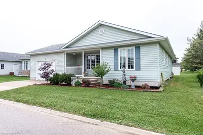 30 ANN Street 39, St. Marys, ON N4X 1C8