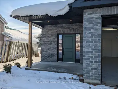 57 GEORGE Street, Huron East, ON N0K 1W0