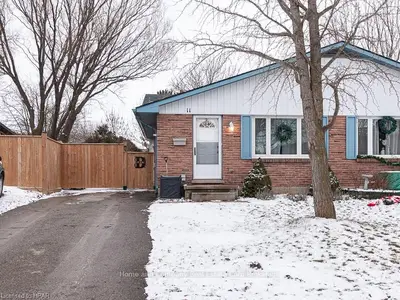 11 AVONWOOD Drive, Stratford, ON N4Z 1C2