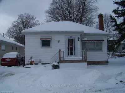 324 EDWARD Street, North Huron, ON N0G 2W0