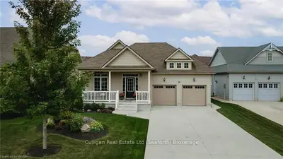 28 MACPHERSON Avenue, Huron East, ON N0K 1W0