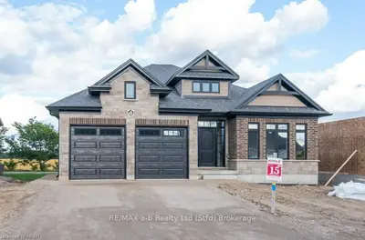 76 FRED KRUG Avenue, East Zorra-Tavistock, ON N0B 2R0