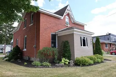 137 Wellington Street, West Perth, ON N0K 1N0