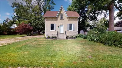 1914 MARY Street, Perth South, ON N0K 1K0