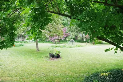 216 QUEEN Street, Huron East, ON N0G 1H0