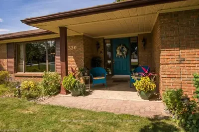 330 Huron Street E, South Huron, ON N0M 1S5