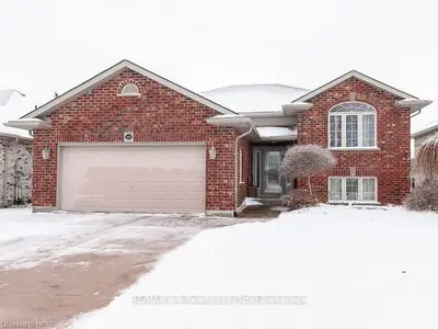 90 LIGHTBOURNE Avenue, Stratford, ON N4Z 1J8