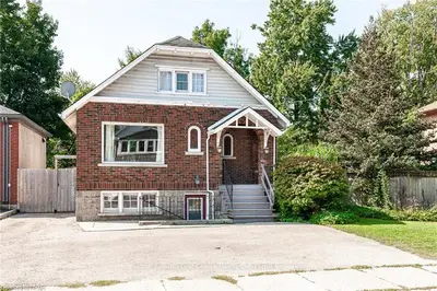 229 HURON Street, Stratford, ON N5A 5T1