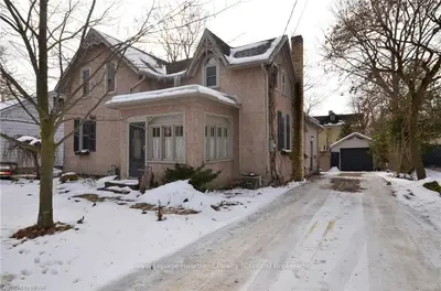 75 JAMES Street, Huron East, ON N0K 1W0