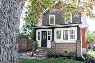 25 MERCER Street, Stratford, ON N5A 6J5