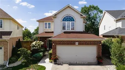 860 RUSHBROOK Crescent, London South, ON N6K 5B6