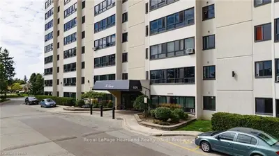 600 GRENFELL Drive 304, London North, ON N5X 2R8