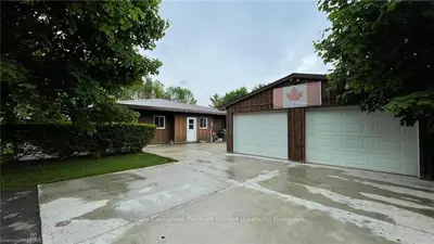 102 HURON BRUCE Road, South Bruce, ON N0M 1M0