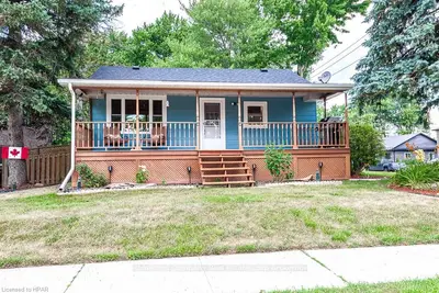214 DUFFERIN Street, Stratford, ON N5A 2H2