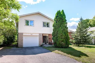 75 DAWSON Street, Stratford, ON N5A 5M5