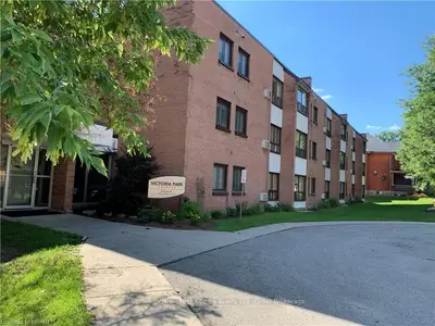 97 HURON Street 205, Stratford, ON N5A 5S7