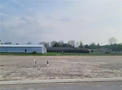 10 MCTAVISH Place, Huron-Kinloss, ON N0G 2R0