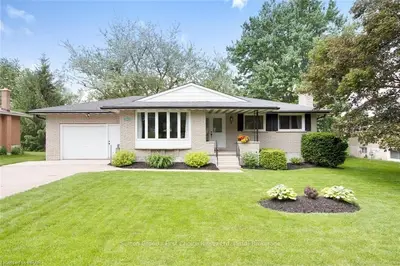 3988 TANNAHILL Drive, Perth East, ON N0B 2P0