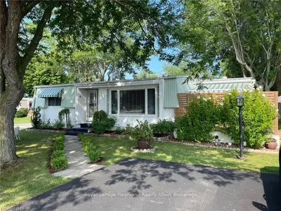 96 SHANNON Boulevard, South Huron, ON N0M 1T0
