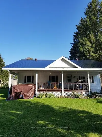 627 ALEXANDER Street, Huron East, ON N0G 1H0
