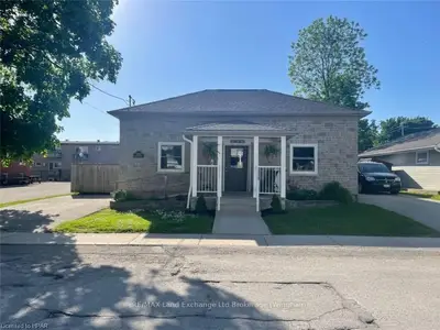 296 EDWARD Street, North Huron, ON N0G 2W0