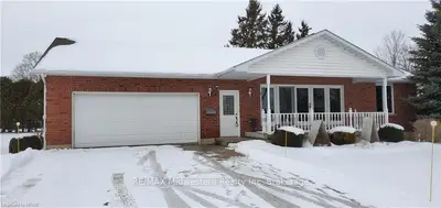 664 Maple Street, Huron East, ON N0G 1H0