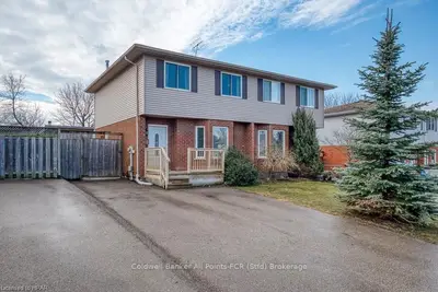 64 VILLAGE GREEN Way, Wilmot, ON N3A 2V8