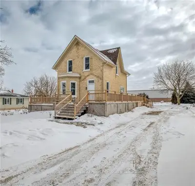 146 MAIN Street N, Huron East, ON N0K 1W0