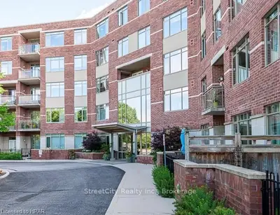 400 ROMEO Street N 202, Stratford, ON N5A 0A2