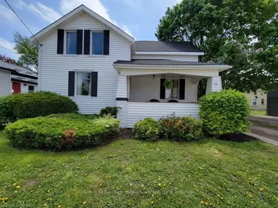 11 SANDERS Street E, South Huron, ON N0M 1S1