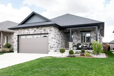 678 FORMAN Avenue, Stratford, ON N5A 0G2