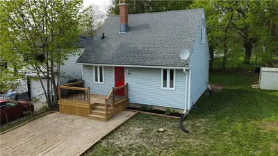 17 VICTORIA Boulevard, Huron East, ON N0M 1L0
