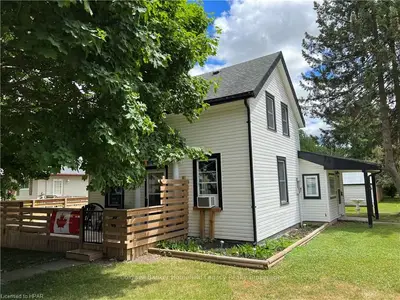 416 ELGIN Street E, St. Marys, ON N4X 1C5