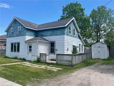 393 Shuter Street, North Huron, ON N0G 2W0