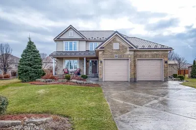 27 LUNOR Court, East Zorra-Tavistock, ON N0B 2R0