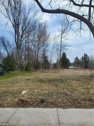 45 MAIN Street 1, Kincardine, ON N0G 2T0