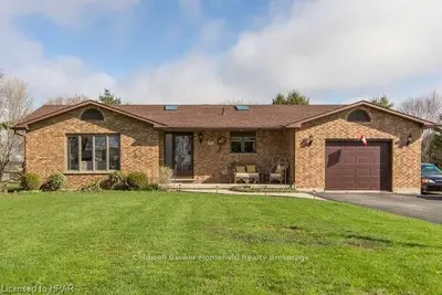 629 Queen Street W, St. Marys, On N4x 1a4