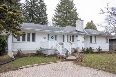 14 Manning Avenue, Stratford, ON N5A 5M9