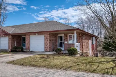 300 JOHN Street S 56, Stratford, ON N5A 7V5