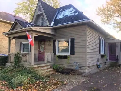 364 QUEEN Street E, St. Marys, ON N4X 1B1