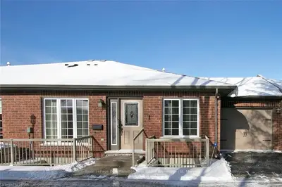 20 HURON Street N 7, St. Marys, ON N4X 1C5