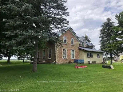 42582 AMBERLY Road, Morris Turnberry, ON N0G 1G0