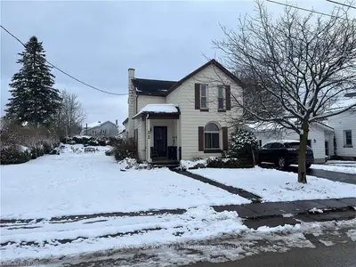 22 CHARLES Street, North Huron, ON N0G 2W0