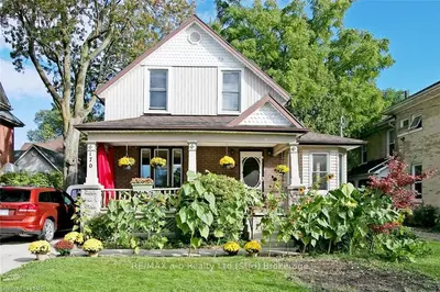 170 ALBERT Street, Stratford, ON N5A 3K6