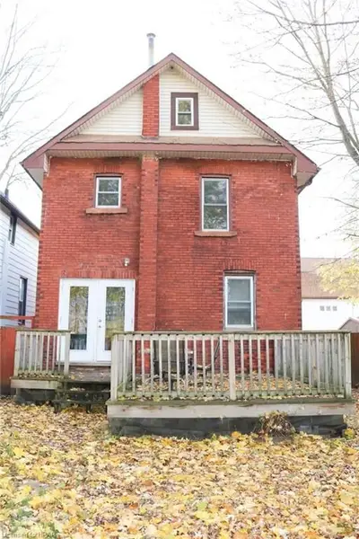 229 Nile Street, Stratford, On N5a 4g1