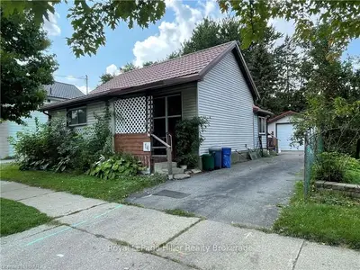 14 Mckenzie Street, Stratford, On N2a 2n6